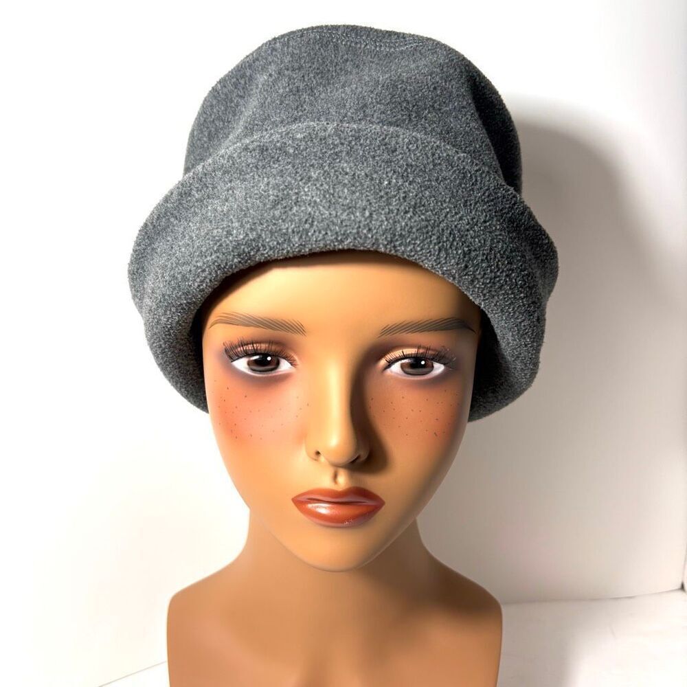 Lands End women’s L/XL gray fleece roll brim soft toque pillbox beanie hat